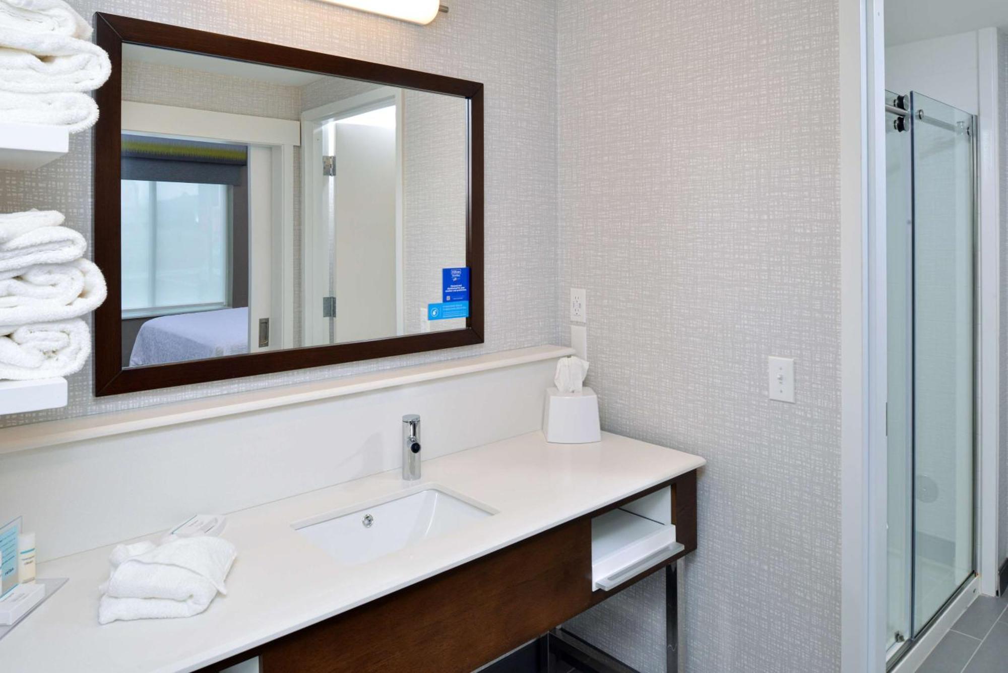 Hampton Inn & Suites Adrian, Mi Екстериор снимка